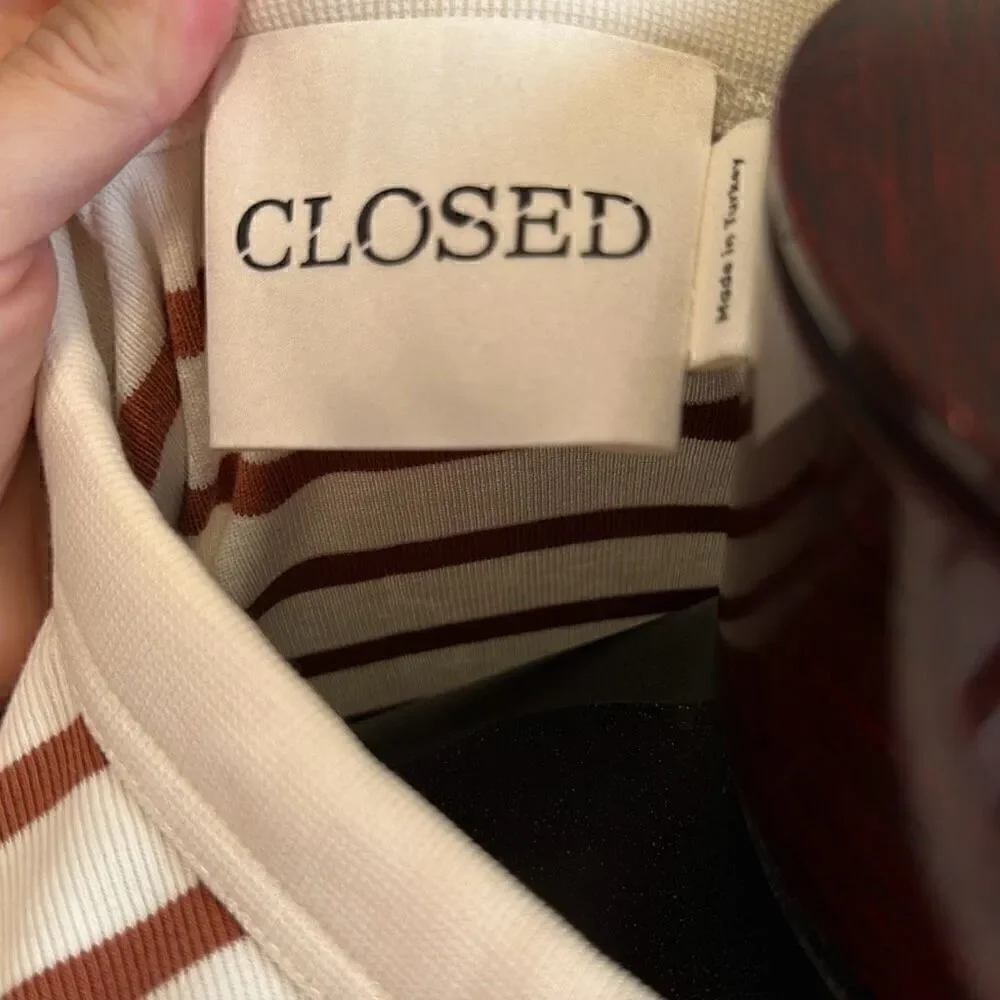 Closed Striped Longsleeve
